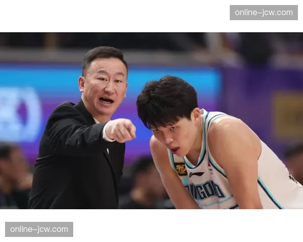 开拓者五小阵容防守效率联盟倒数,教练内斗加剧战术混乱局面 开拓者五小阵容防守效率联盟倒数,教练内斗加剧战术混乱局面