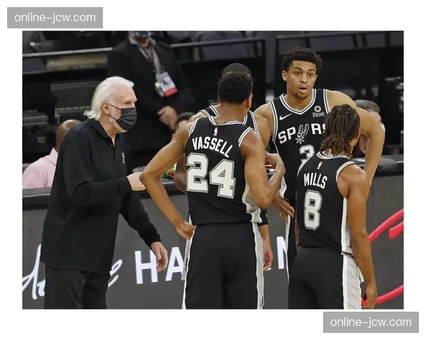 马刺启动预防式轮休机制 卡斯尔瓦塞尔轻伤大养备战季后赛 马刺启动预防式轮休机制 卡斯尔瓦塞尔轻伤大养备战季后赛